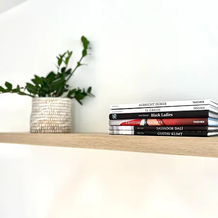 Treetess Centre * براغ