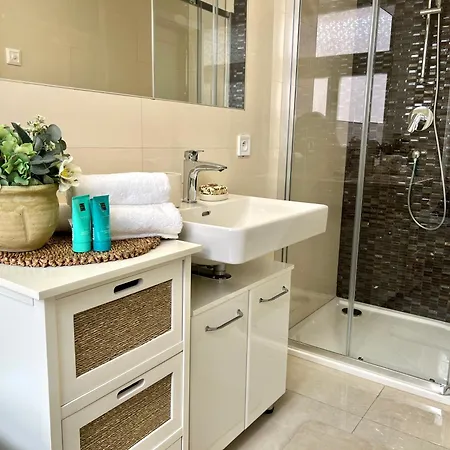 شقة Treetess Centre *