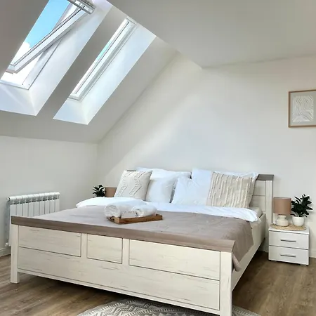 Treetess Centre Apartment *
