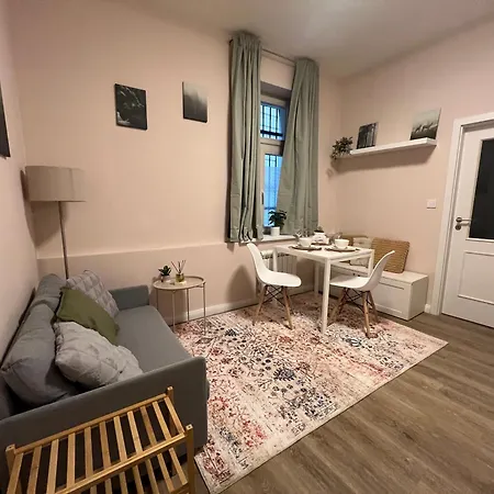 Appartement Treetess Centre