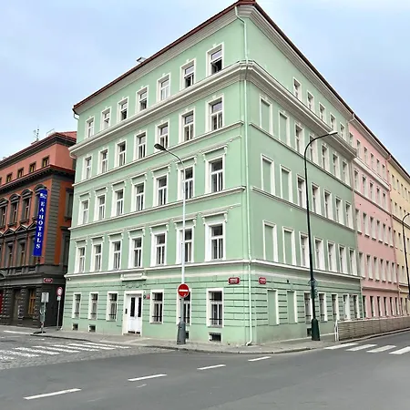 Treetess Centre Appartement Praag